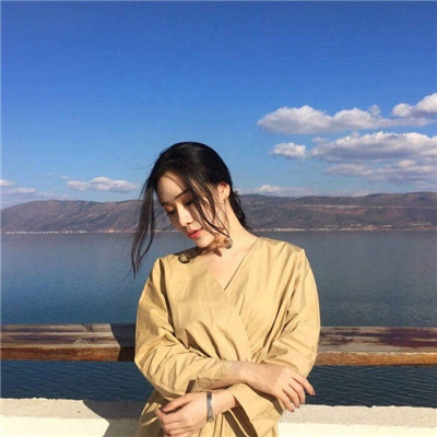 成为成功的伴游服务者的自我提升策略