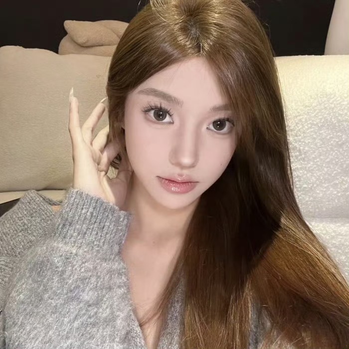 游女生李墨白的资料