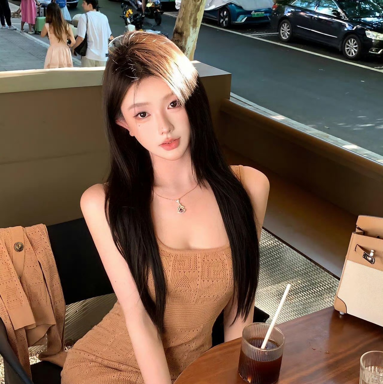 伴游女生白露的资料