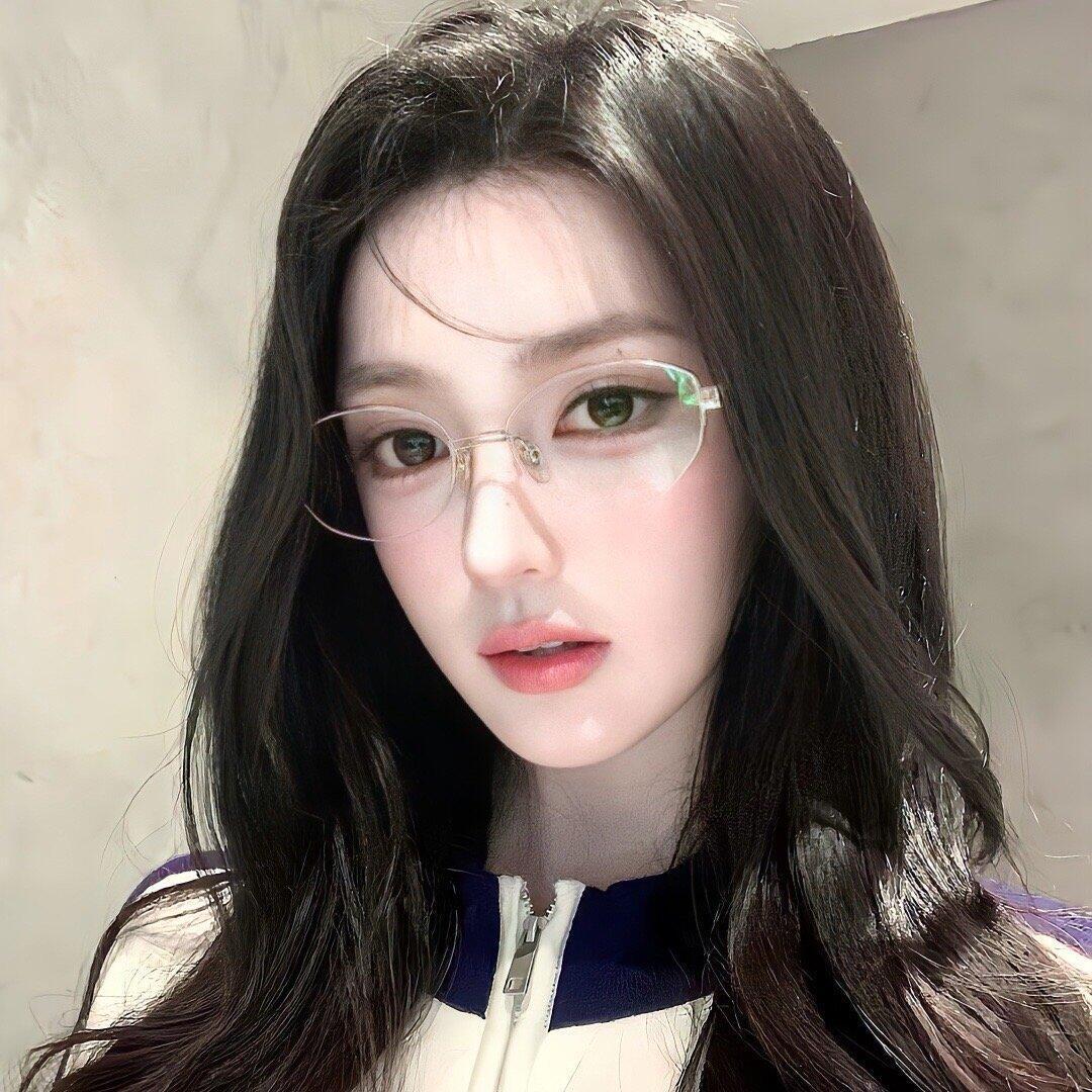 轻奢伴游女生林雅诗的资料
