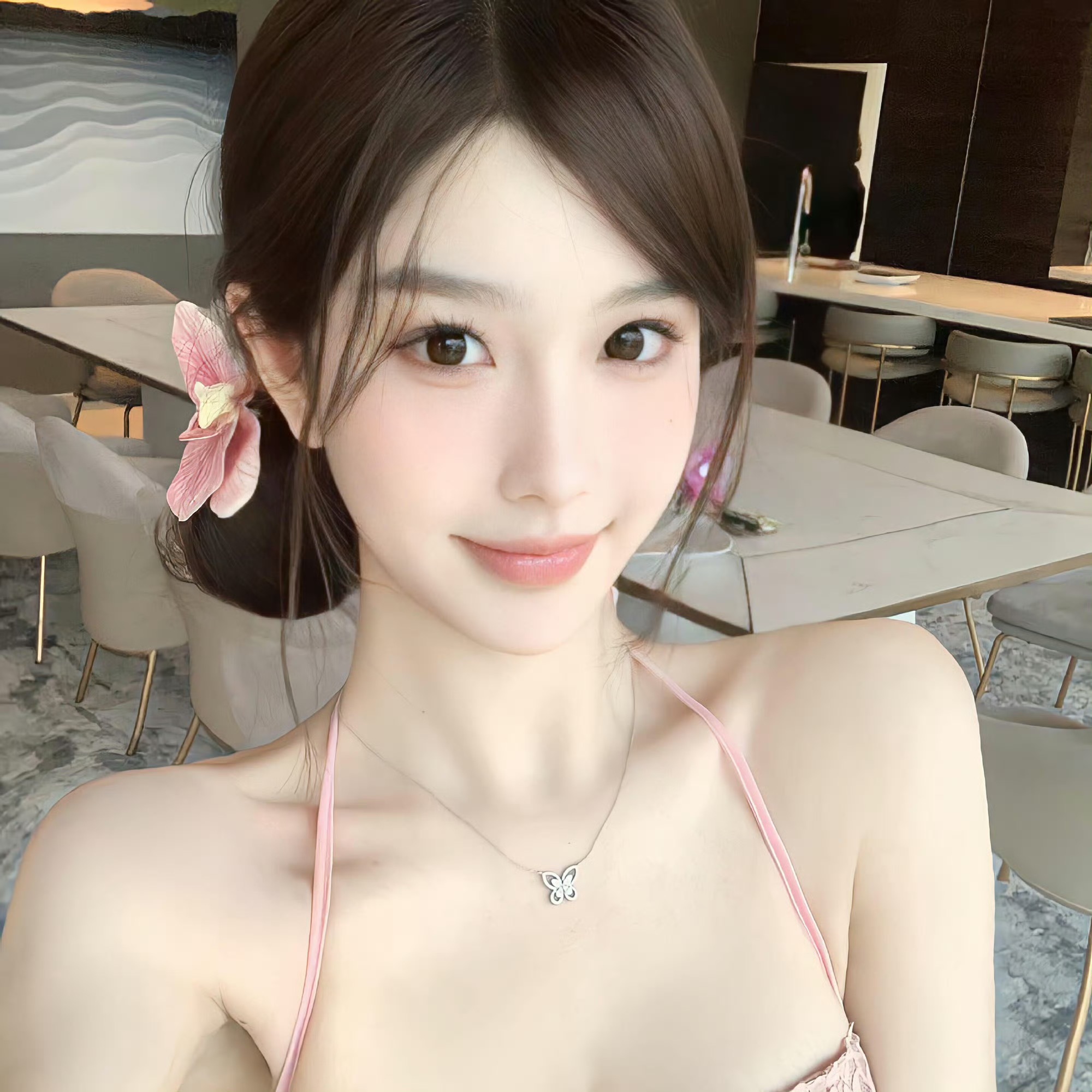 伴游女生苏雨的资料