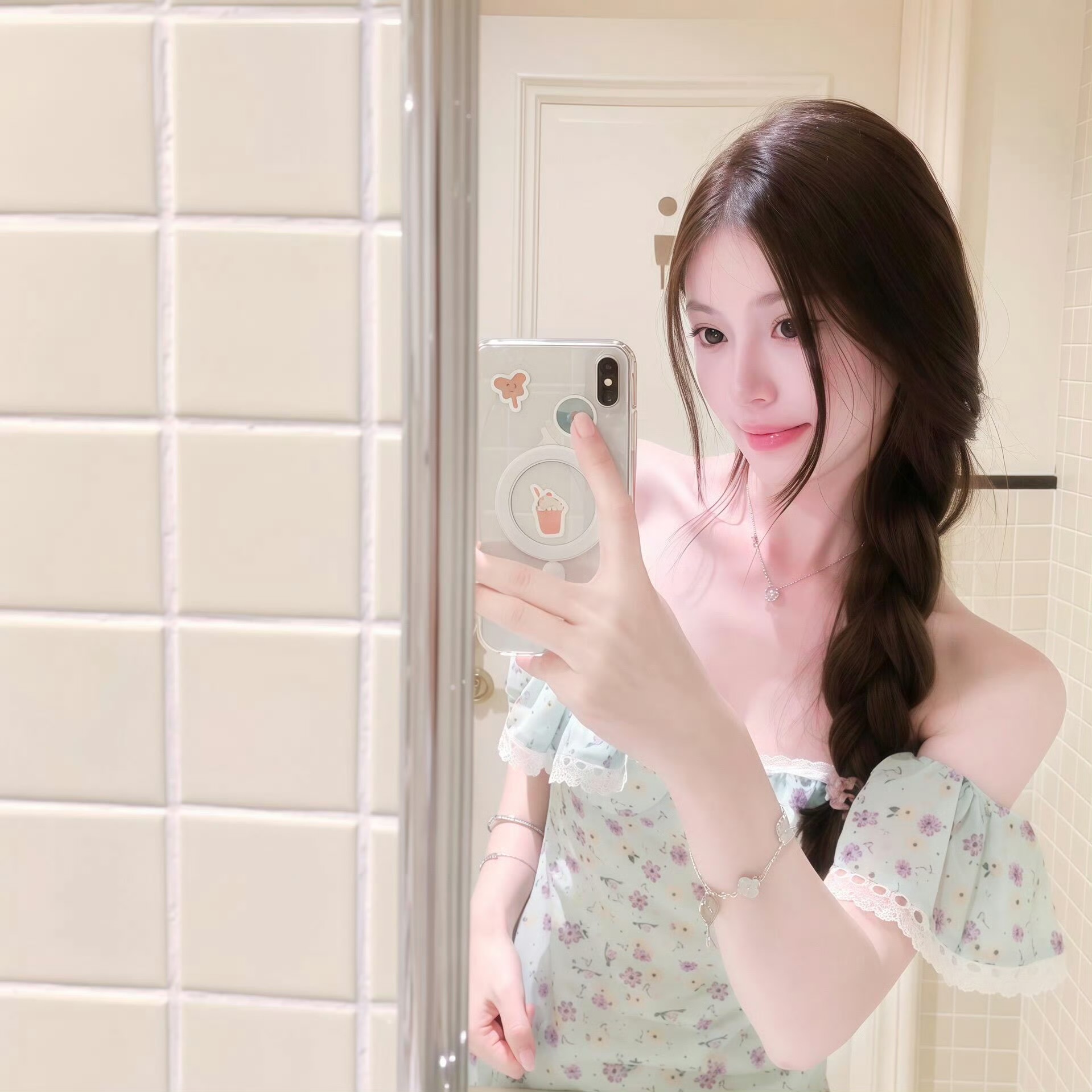伴游女生 | Olivia Wang的资料