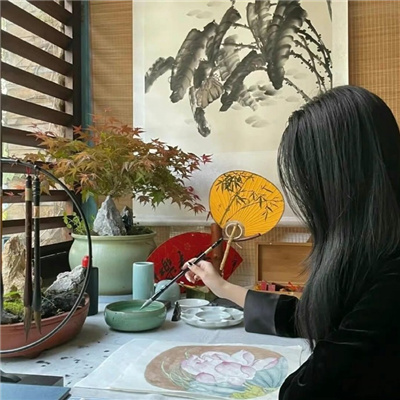 伴游女生茅紫杉的资料