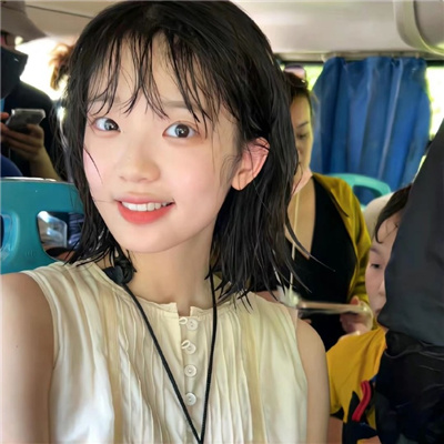 伴游女生羽清卓的资料