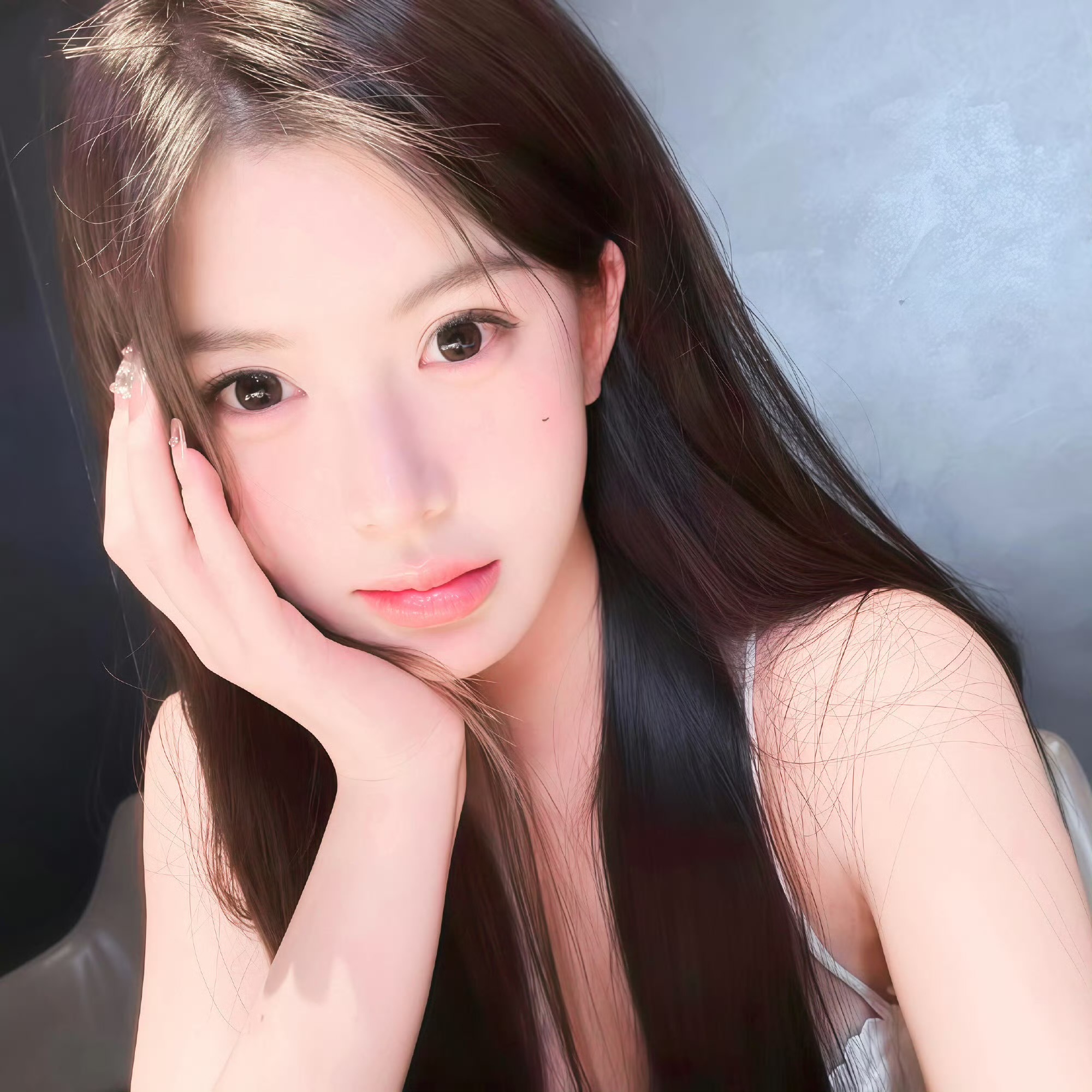 伴游女生毛彤的资料