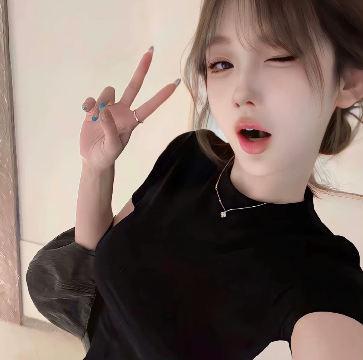 伴游女生李悦悦的资料