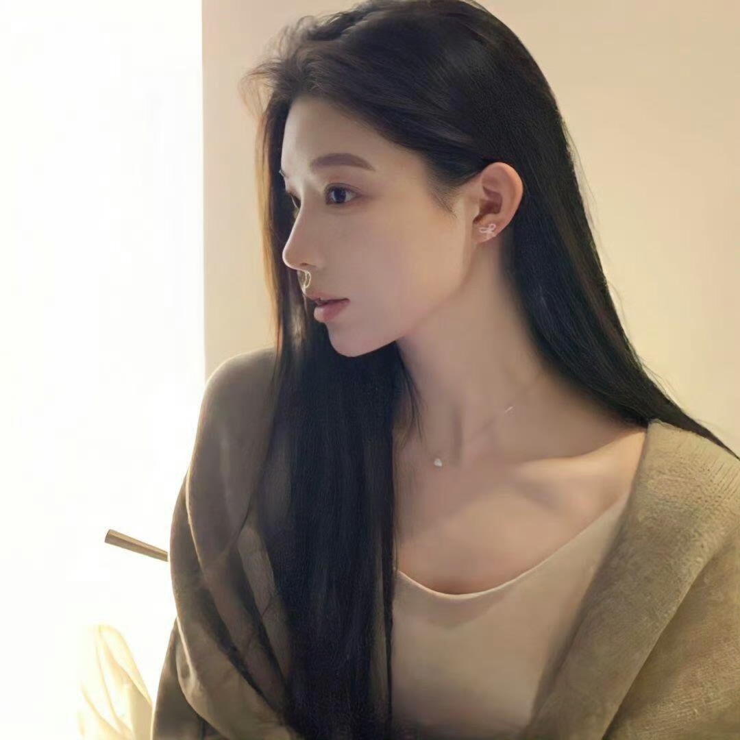 伴游女生李婉的资料