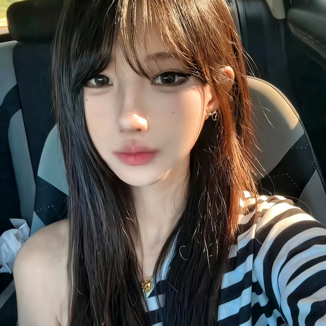 伴游女生张真荷的资料