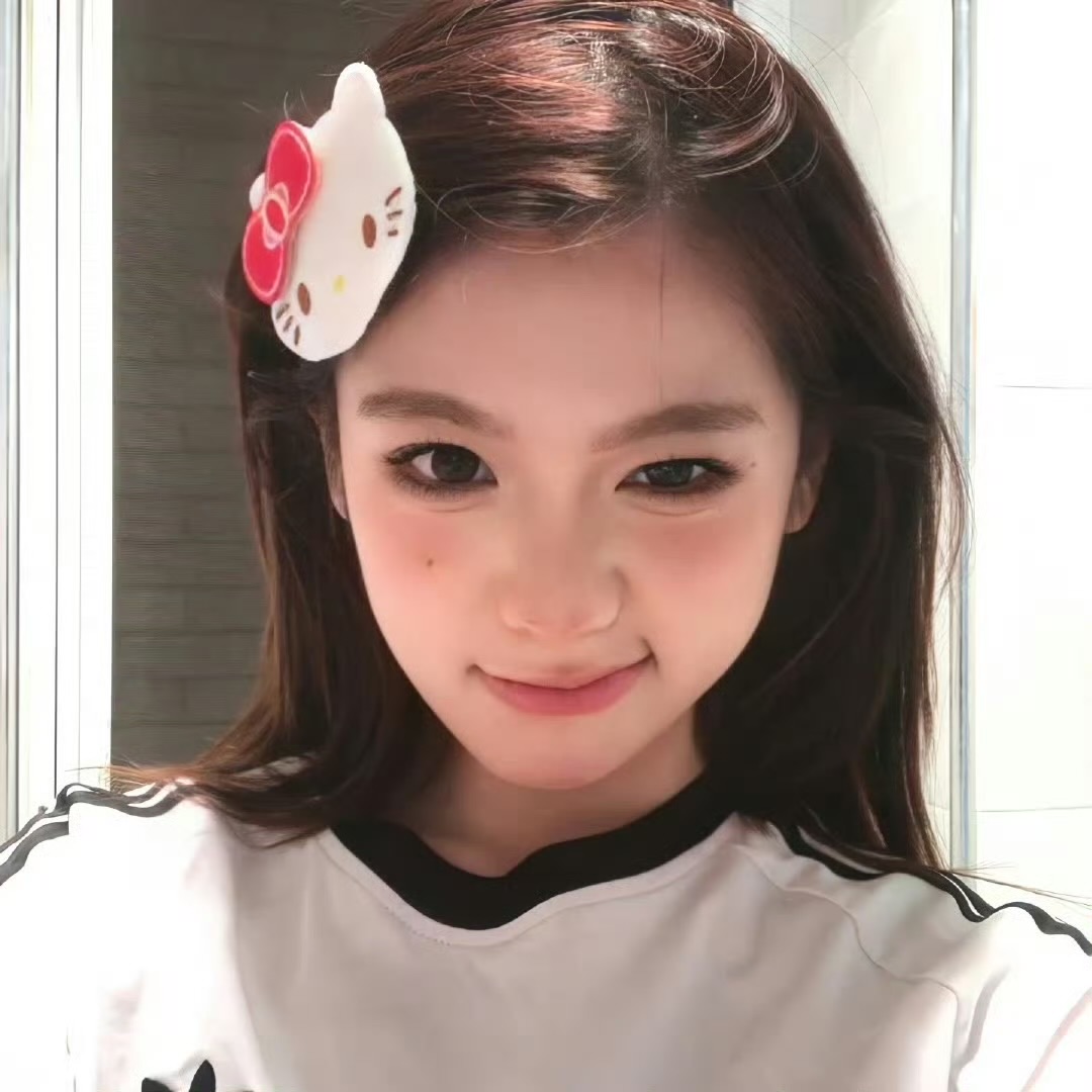 伴游女生南芙的资料