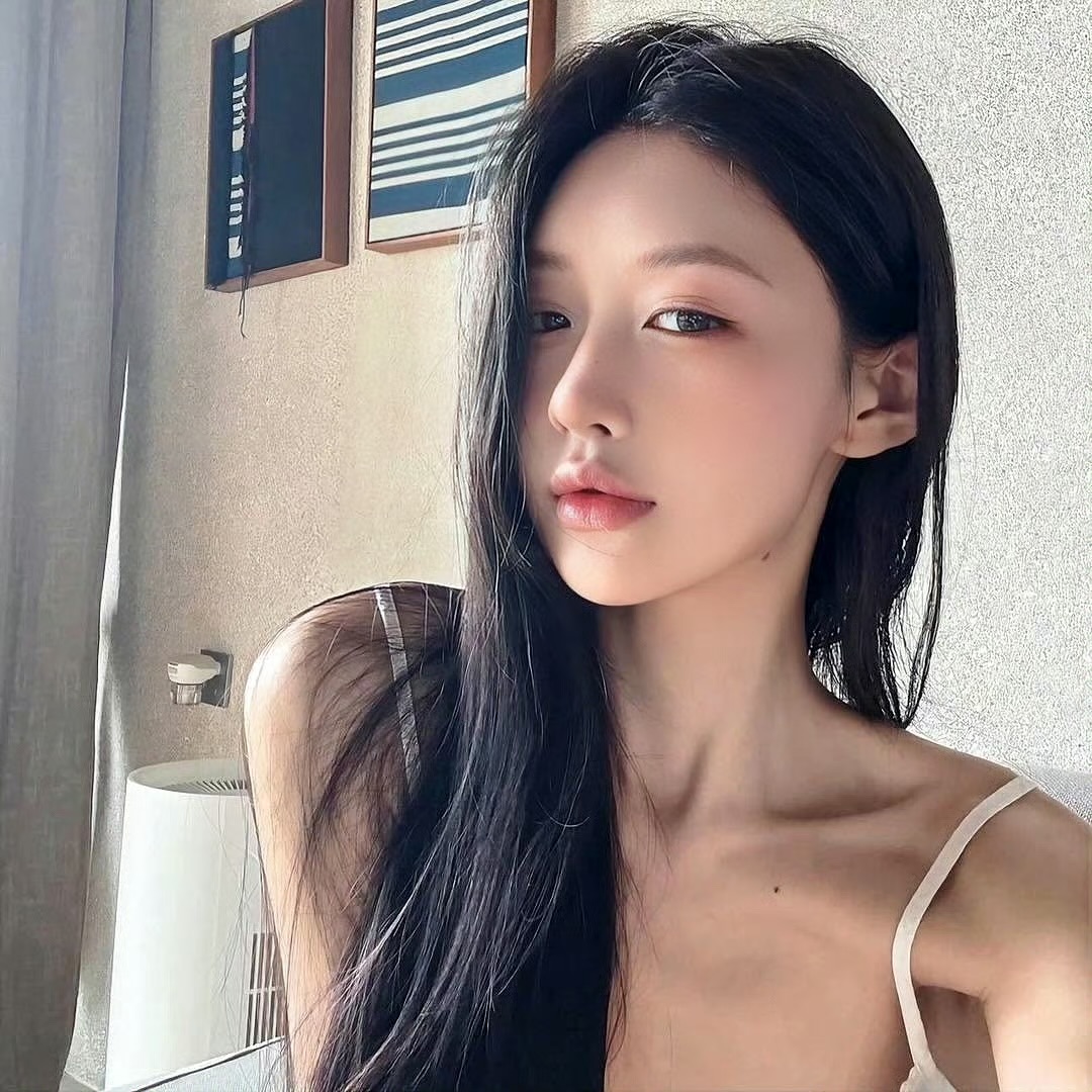 私人伴游女生高琳的资料