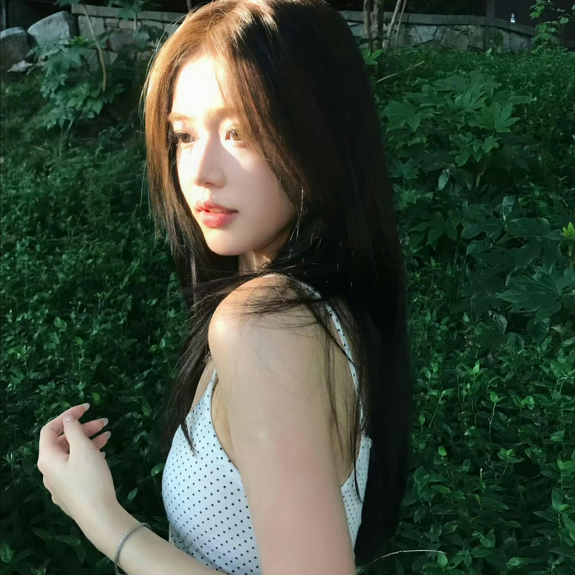 伴游女生东方霁月的资料