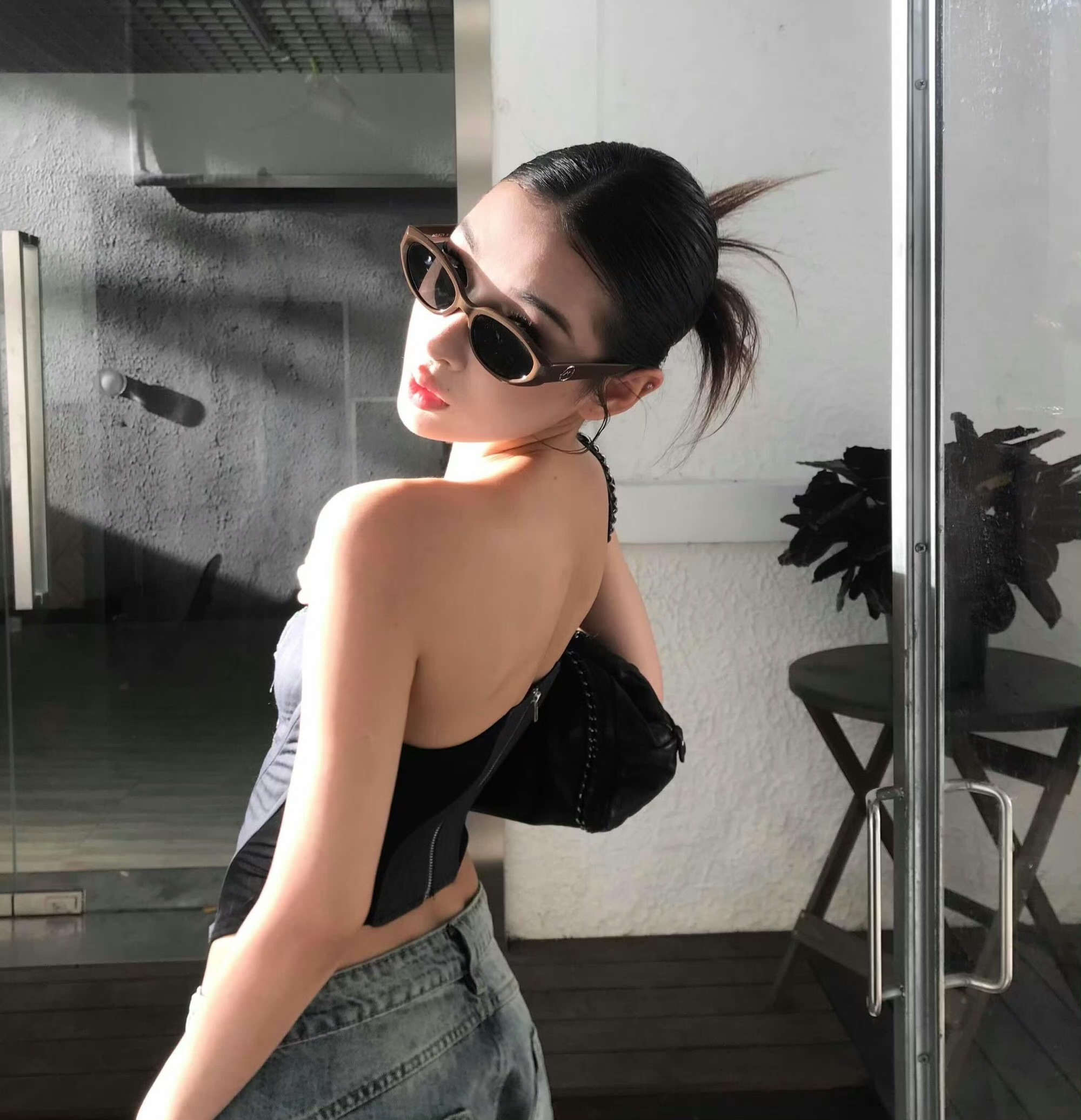 伴游女生楚雪霁的资料