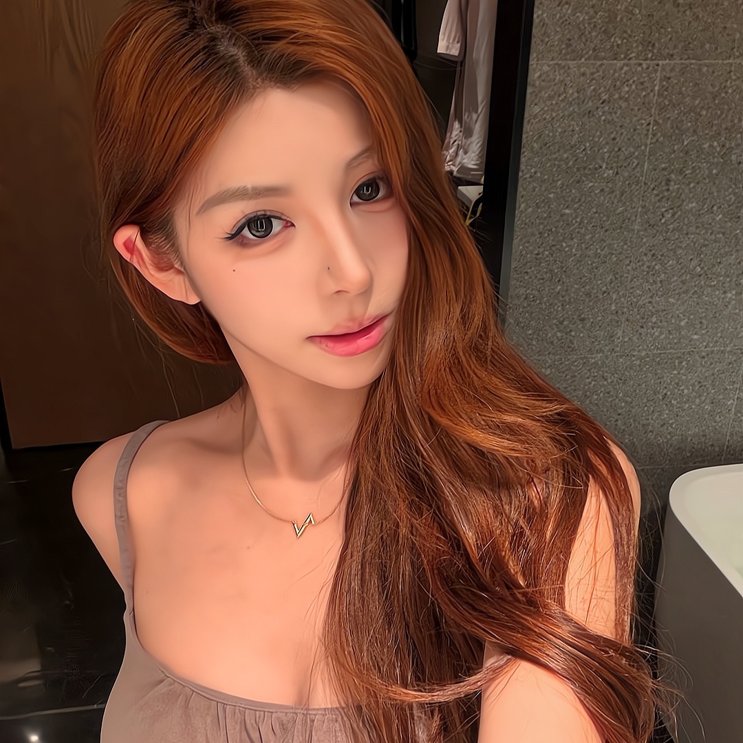 伴游女生金允真的资料