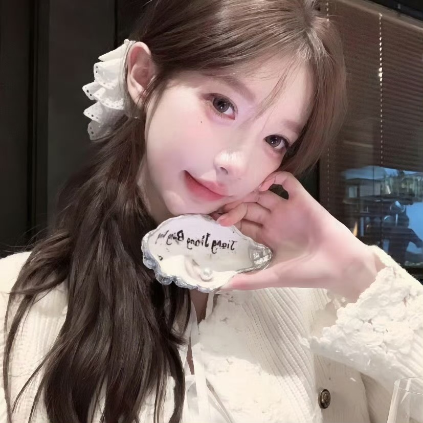 伴游女生李由娜的资料