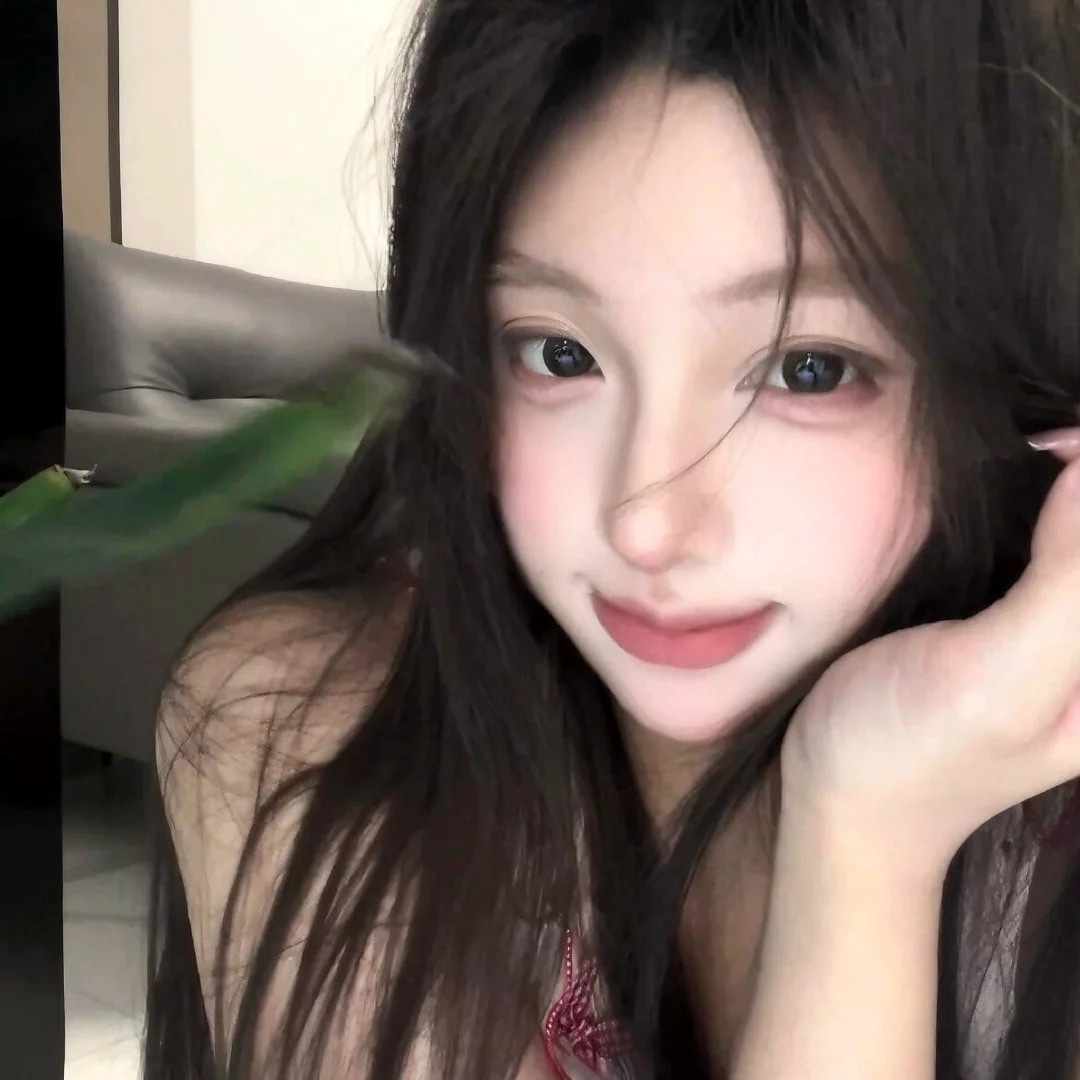 伴游女生周弥生的资料