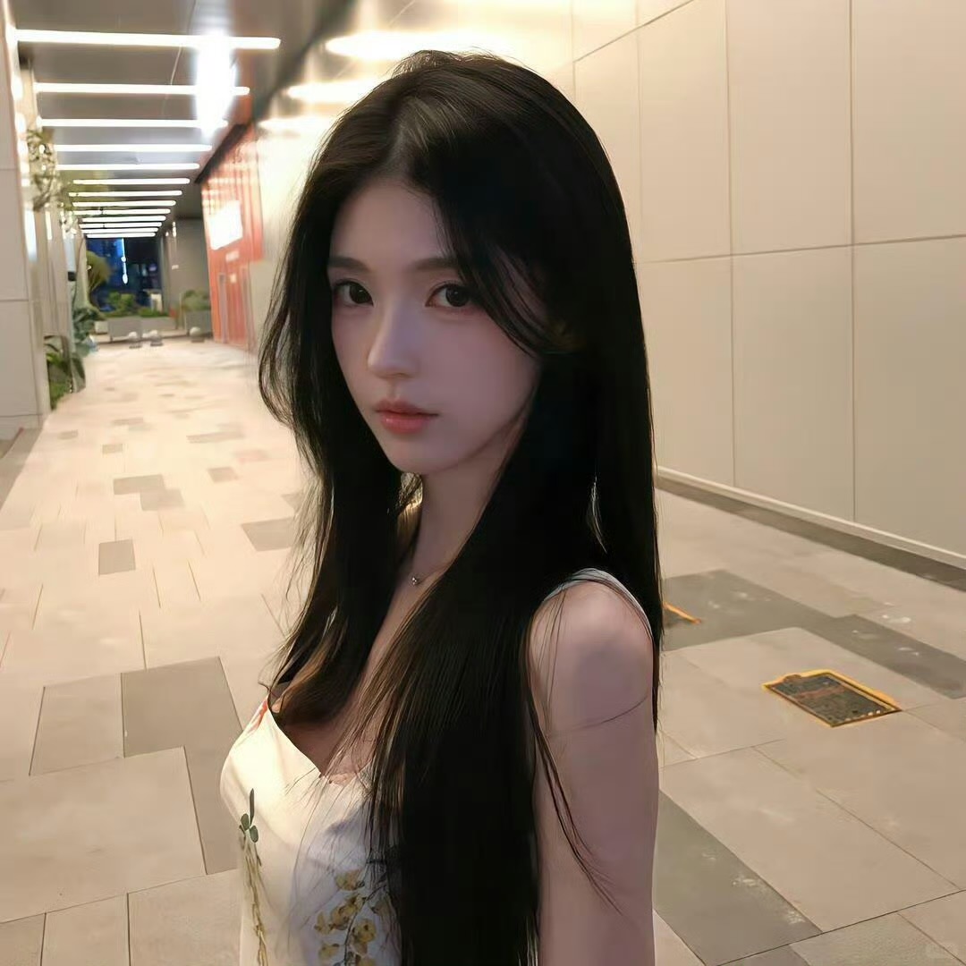 伴游女生李诗涵的资料