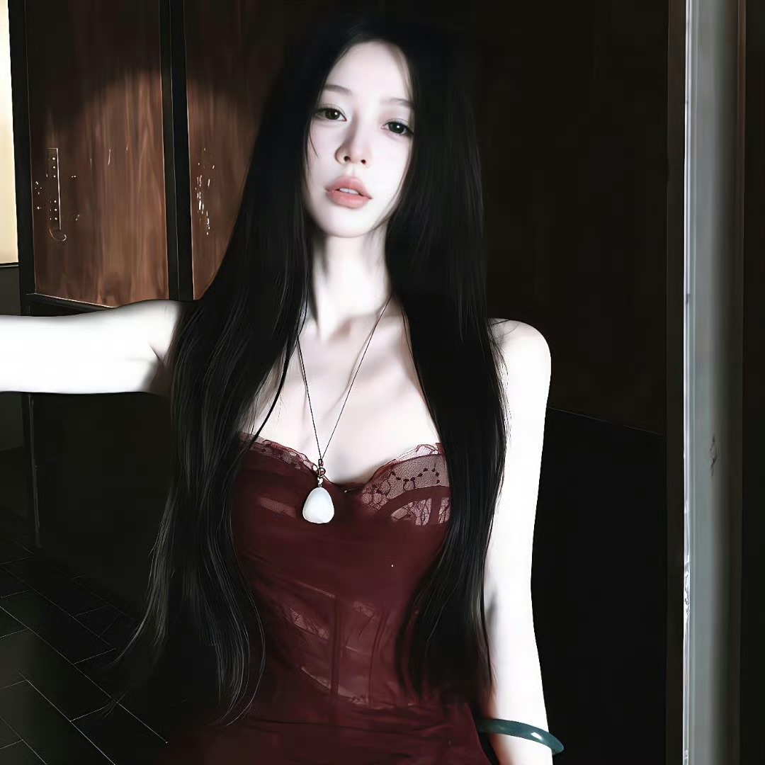 伴游女生乔夏雨的资料