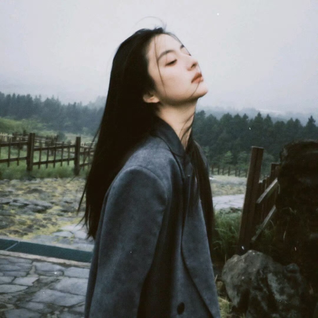 伴游女生赵雨萱的资料