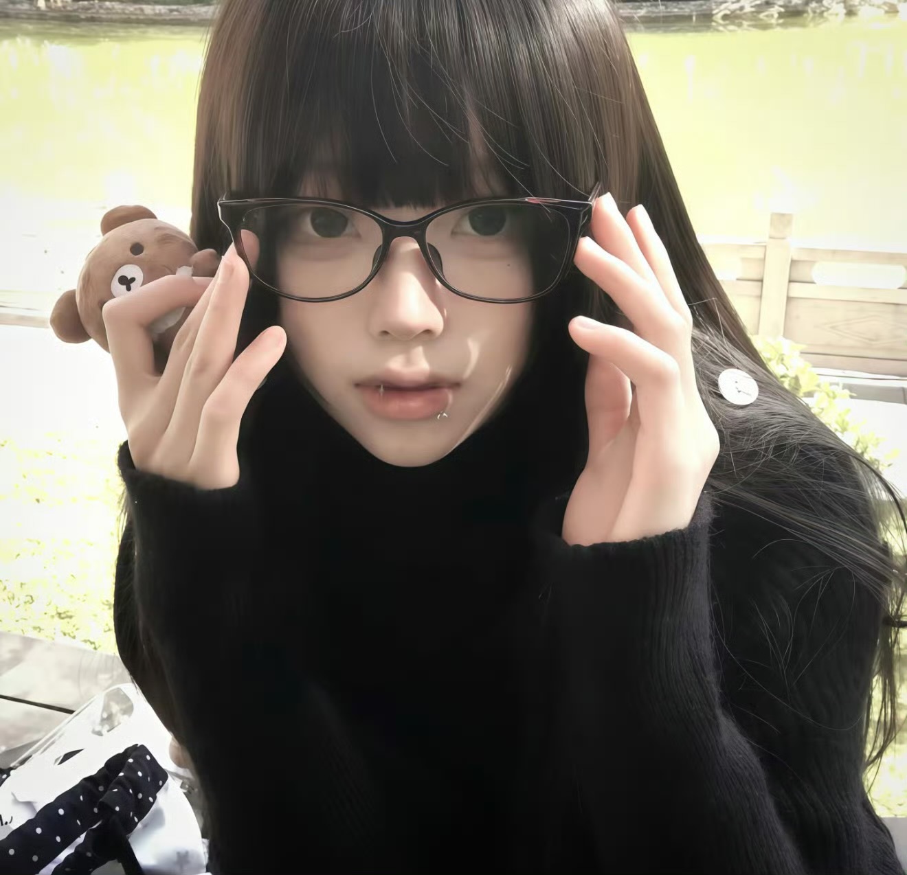 伴游女生艳书的资料