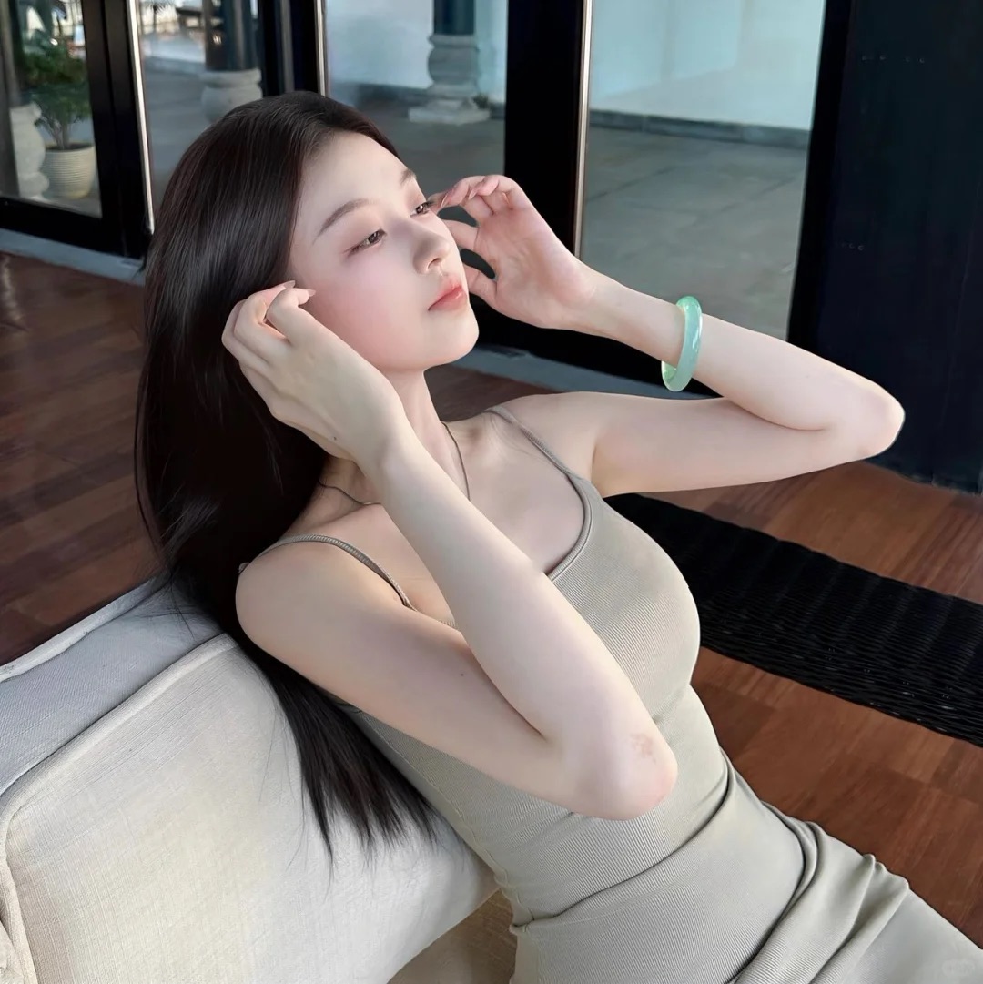 伴游女生袁星眠的资料