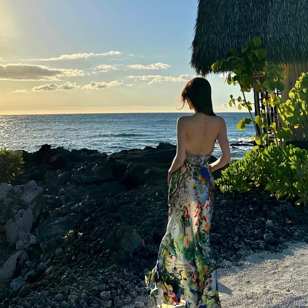 伴游女生周韵的资料