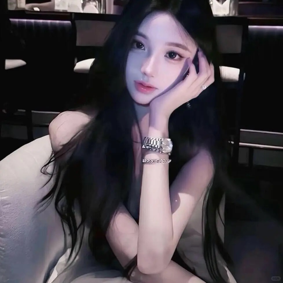 伴游女生黄婷婷的资料