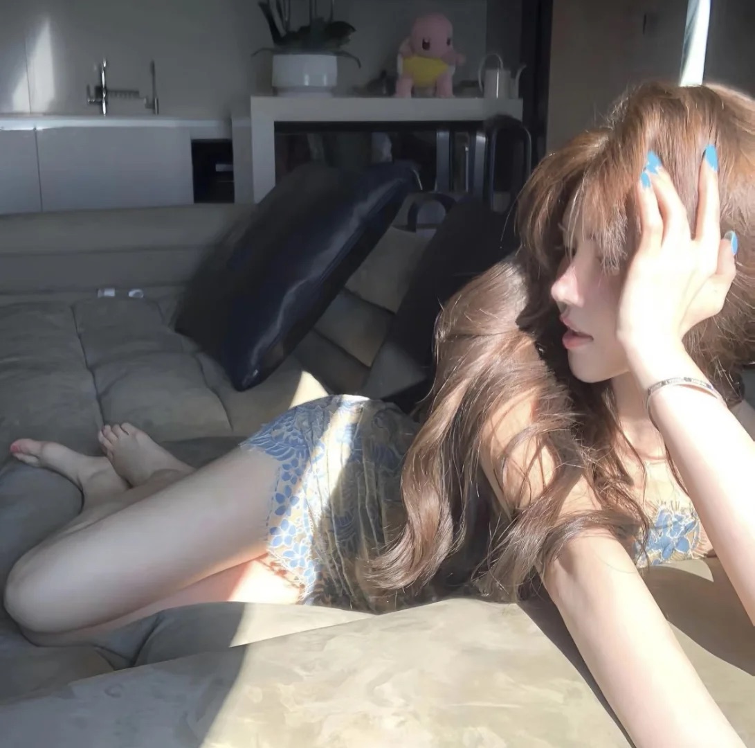 商务伴游女生周梦婷的资料