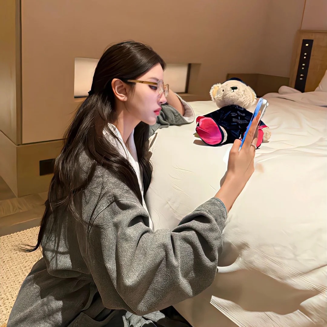 伴游女生Tina Zhou的资料